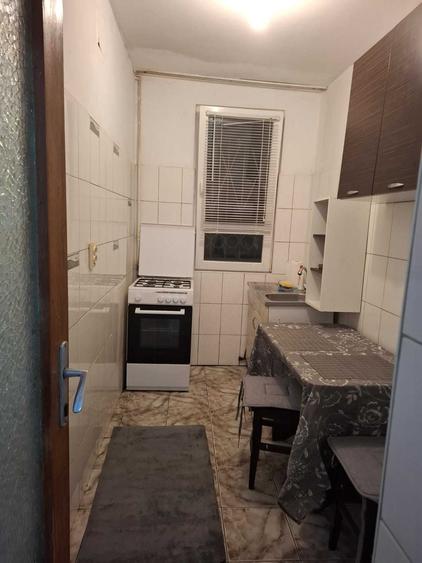 Garsonieră decomandată în Drumul Taberei