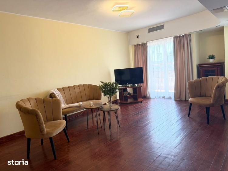 Apartament cu 3 camere în Unirii