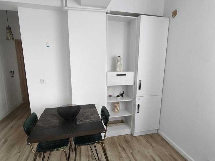 Apartament cu 2 camere semidecomandat în Dămăroaia