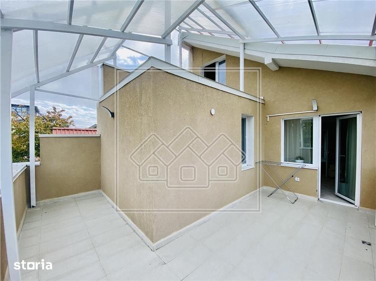 Casă cu 4 camere cu Teren 450 Mp în Calea Dumbrăvii