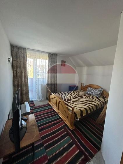 Duplex cu 4 camere cu Teren 500 Mp în Burdujeni