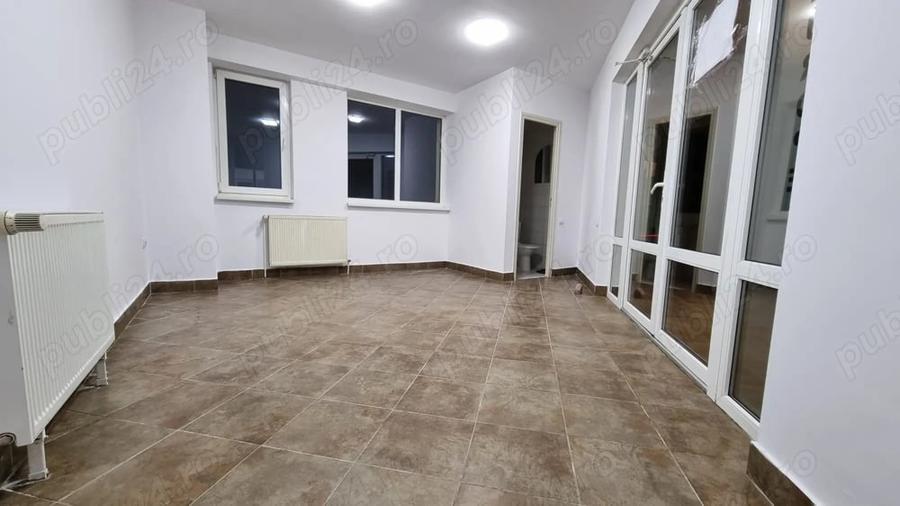 Spațiu comercial, de 18 mp, în Central