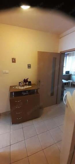 Apartament cu 3 camere decomandat în Șelimbăr