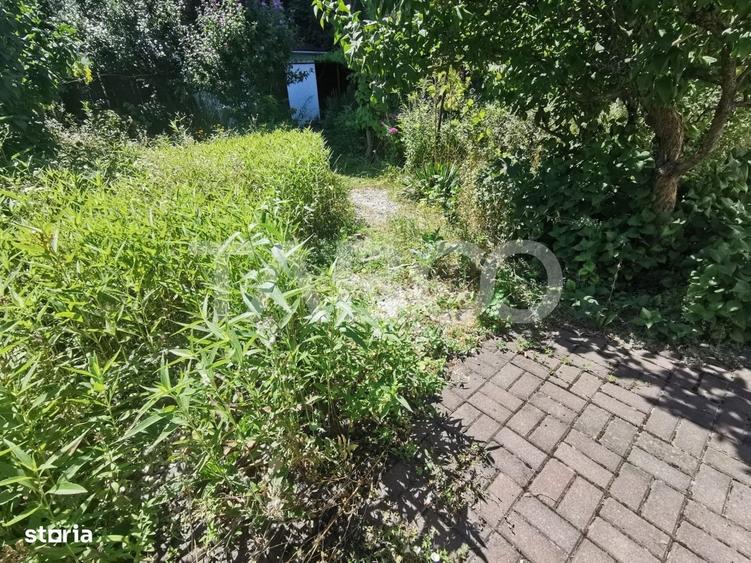 Casa cu 2 camere decomandate 335 mp teren in zona Parcul Tineretului - 2