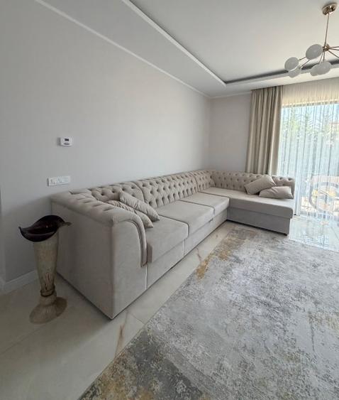 Duplex cu 4 camere cu Canalizare în Central