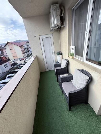Apartament cu 3 camere în Florești