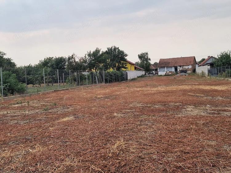 Teren de 1612 mp, în Central