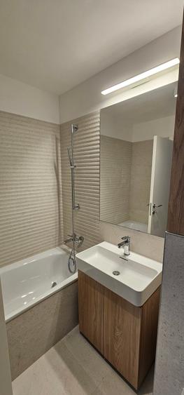Apartament cu 2 camere semidecomandat în Floreasca