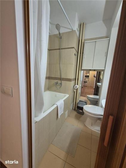 Apartament cu 2 camere decomandat în Cișmigiu