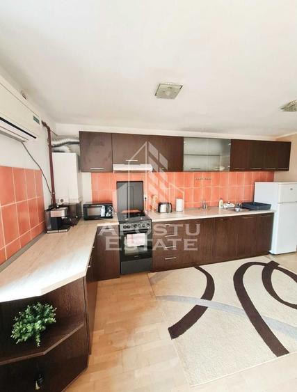 Apartament cu 2 camere decomandat în Traian