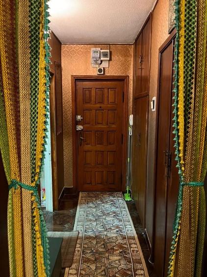 Apartament cu 3 camere decomandat, mobilat în Tineretului