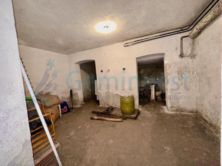 Casă cu 3 camere cu Canalizare în Orașul Nou