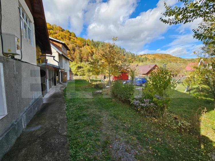 Casă individuală cu 7 camere cu Garaj în Nemeși