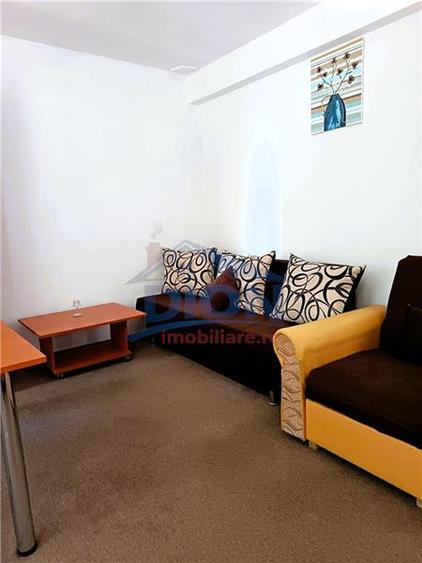 Apartament cu 2 camere decomandat, mobilat în Cantemir