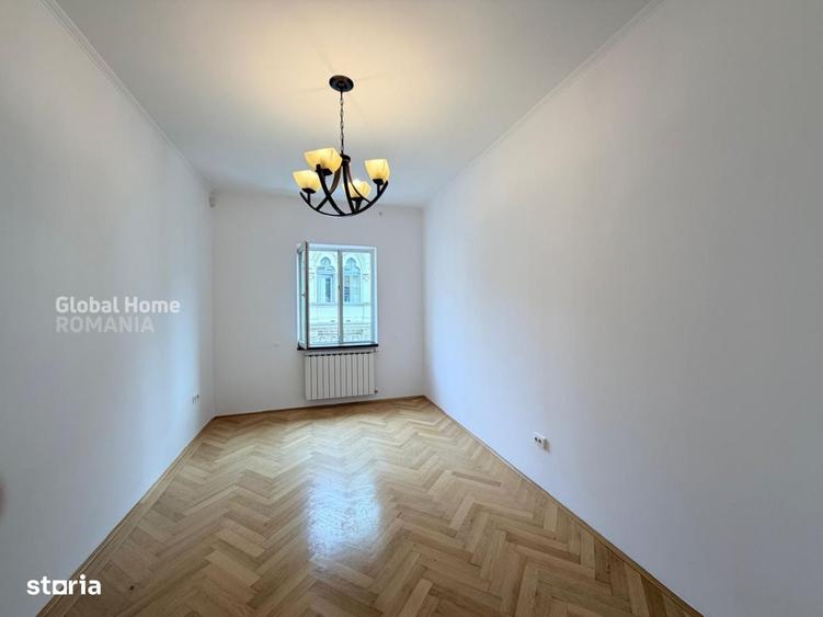 Apartament cu 3 camere semidecomandat în Universitate