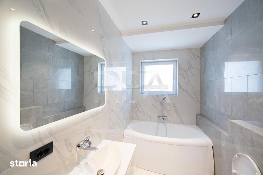 Apartament cu 5 camere decomandat în Tei