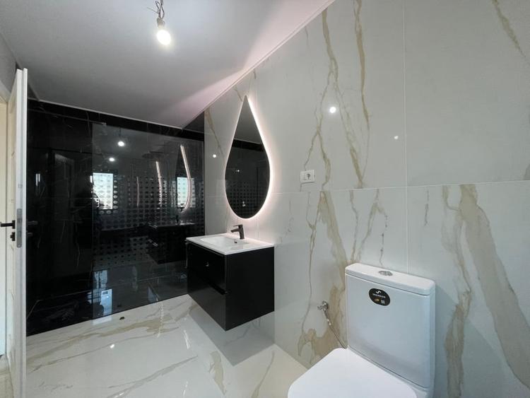 Duplex cu 4 camere cu Teren 365 Mp în Moșnița Veche