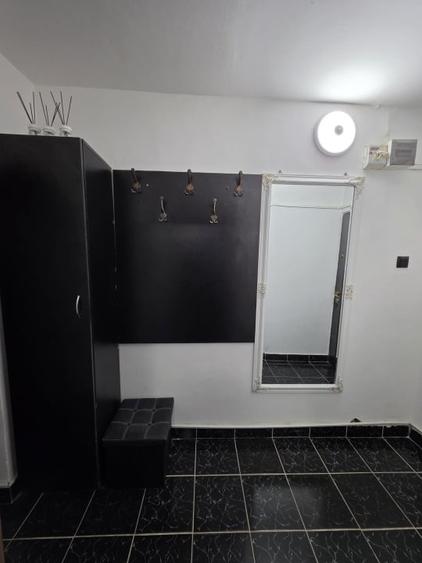 Apartament cu 2 camere semidecomandat, mobilat în Brazda lui Novac