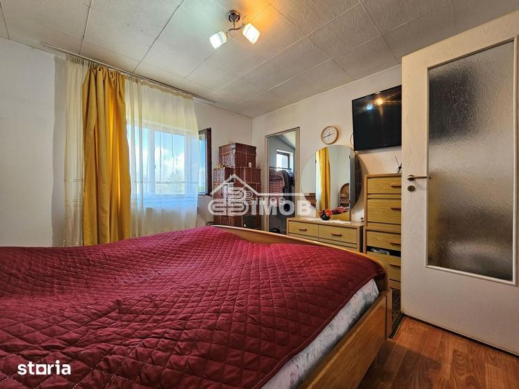 Casă cu 4 camere cu Teren 130 Mp în Gura Ocniței