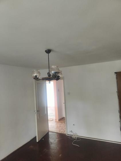 Apartament cu 3 camere decomandat în Micro 14