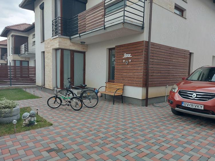 Casă cu Teren 250 Mp în Central