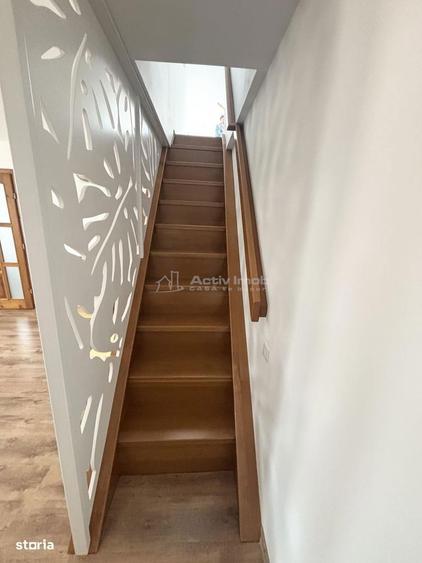 Casă cu 5 camere cu Teren 471 Mp în Cantemir