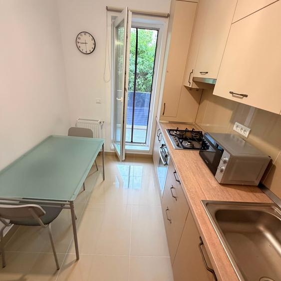 Apartament cu 2 camere decomandat în Regie