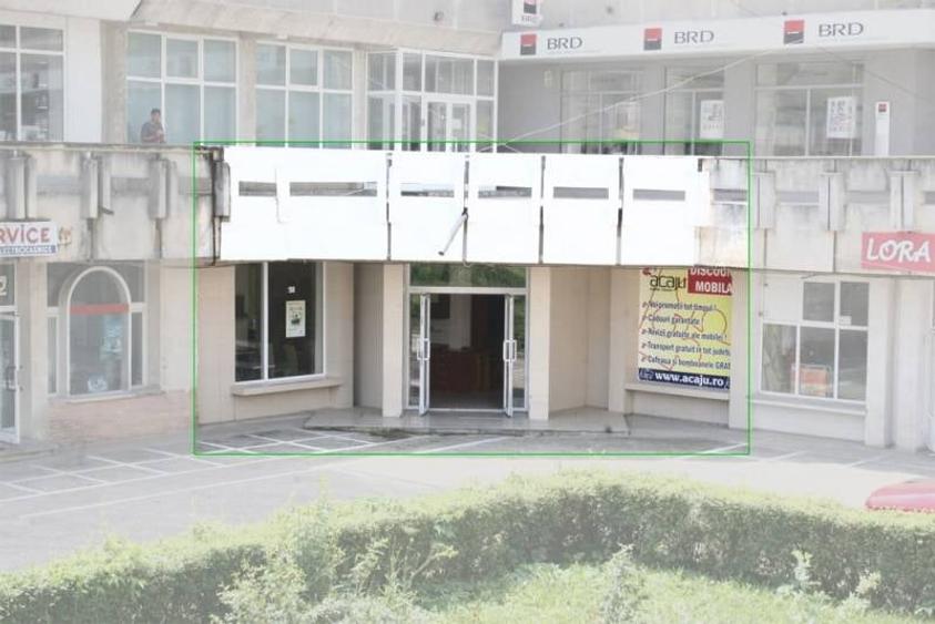 Spațiu comercial, de 300 mp, în Central
