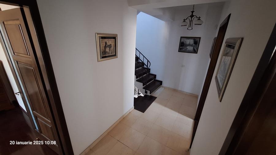 Casă cu 4 camere cu Canalizare în Coiciu