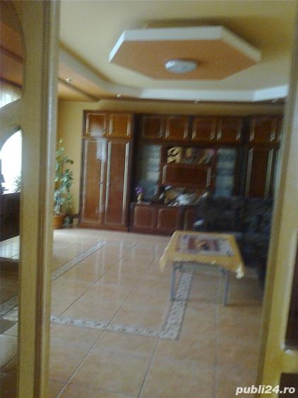 Casă cu 4 camere cu Teren 1211 Mp în Recea