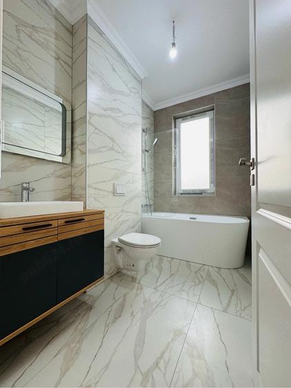 Apartament cu 3 camere decomandat în Dumbrăvița