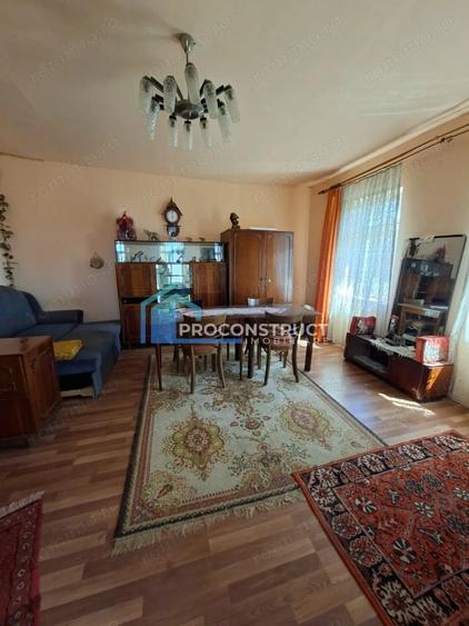 Casă cu 3 camere cu Teren 836 Mp în Giarmata