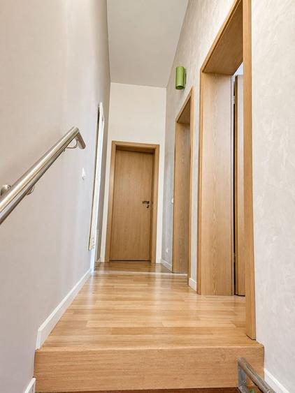 Apartament cu 3 camere, mobilat în Aradului