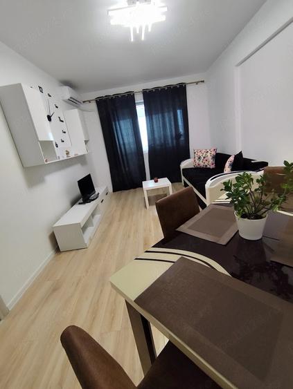 Apartament cu 2 camere decomandat în Militari