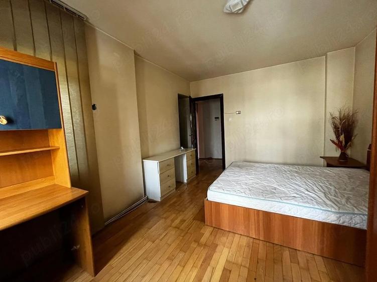 Apartament cu 3 camere decomandat în Dorobanților