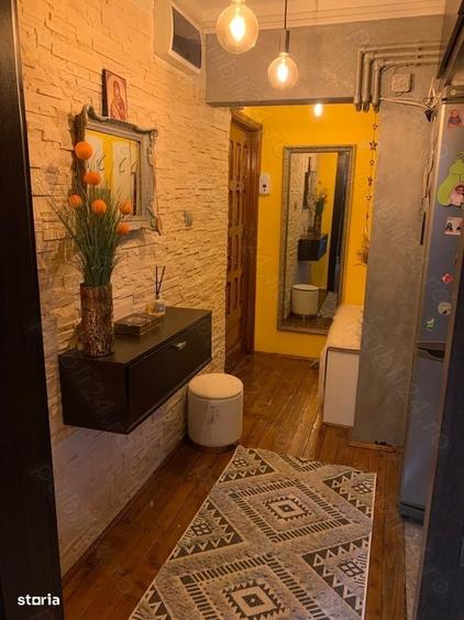 Apartament cu 2 camere semidecomandat în Albești