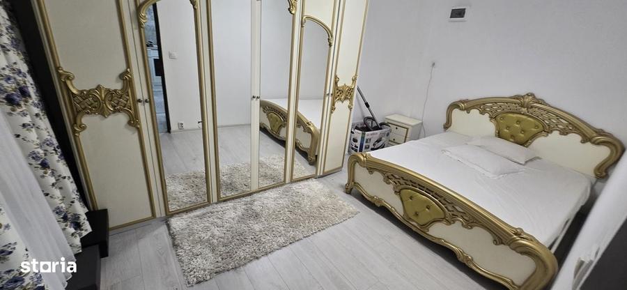 Apartament cu 2 camere în Micro 11
