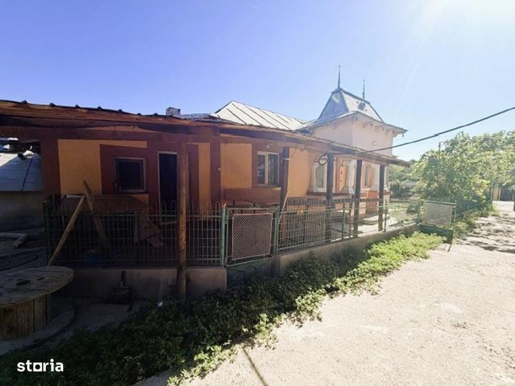 Gospodarie In Teslui | Teren 2700 mp | Casa+anexe - 15