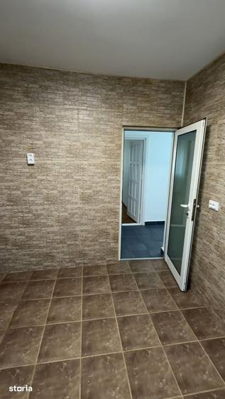 Apartament cu 3 camere în Nicolina