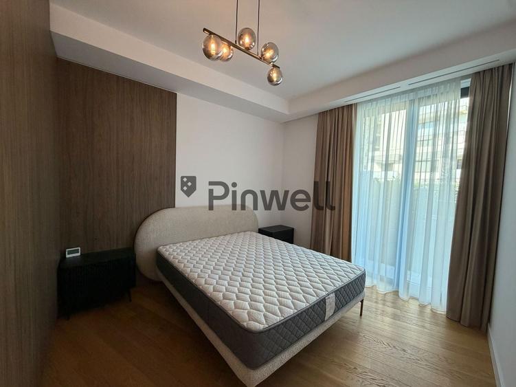 Apartament cu 3 camere semidecomandat, mobilat în Central