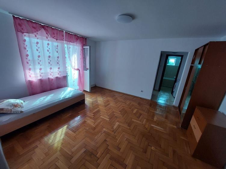 Apartament cu 2 camere semidecomandat în Sfântu Ilie