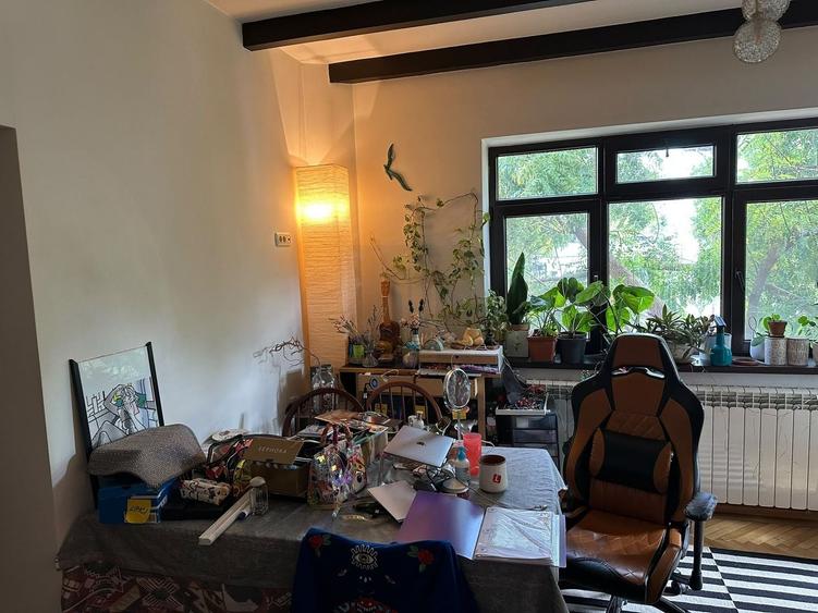 Apartament cu 4 camere decomandat, mobilat în Grădina Icoanei