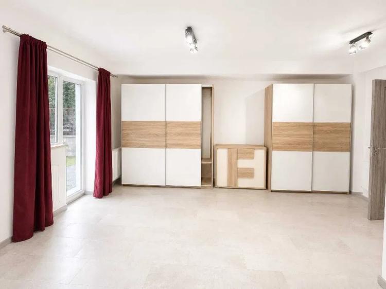 Apartament cu 2 camere decomandat, mobilat în Florești