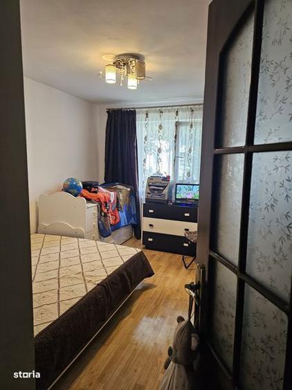 Apartament cu 2 camere semidecomandat în Mărăței