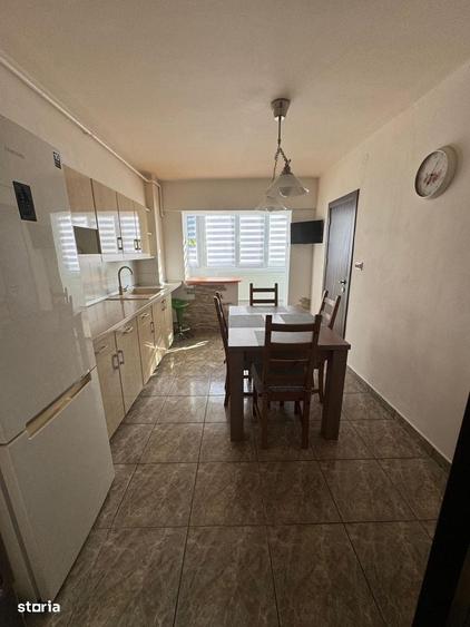 Apartament cu 2 camere decomandat în Micro 11