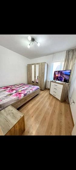 Apartament cu 2 camere decomandat în Est