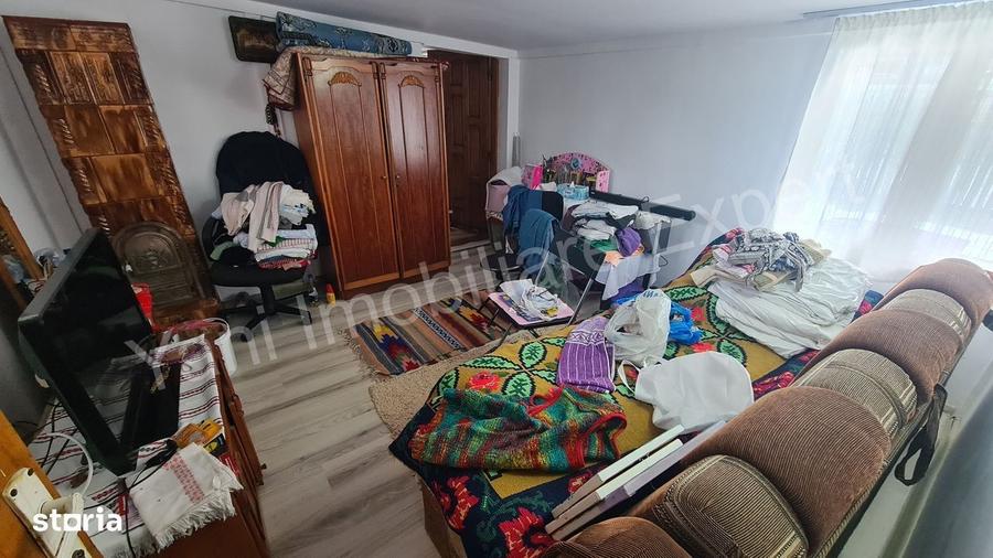 Casă cu 2 camere cu Teren 400 Mp în Tutana