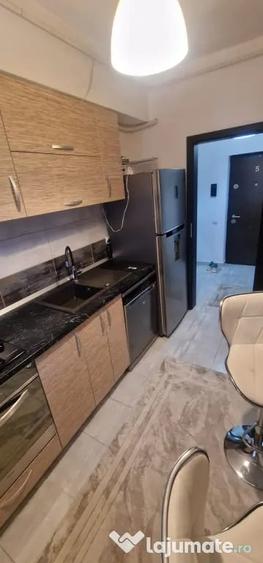 Apartament cu 2 camere decomandat în Rahova