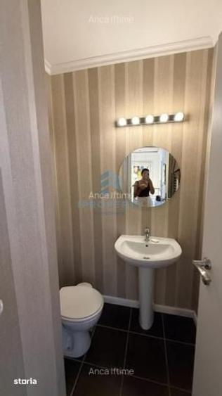 Apartament cu 3 camere în Tei