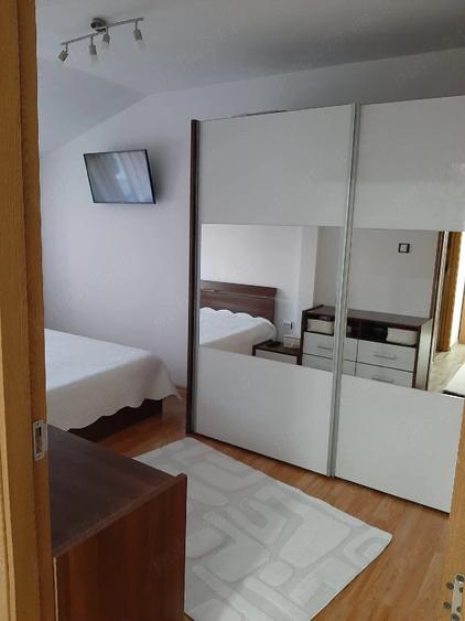 Apartament cu 2 camere decomandat în Dâmbovița